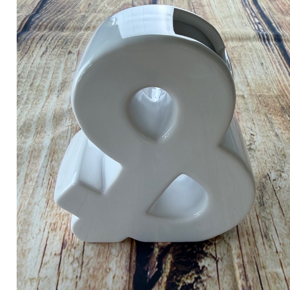 Glossy White Ceramic Ampersand Symbol Decorative Figurine - Picture 9 of 9